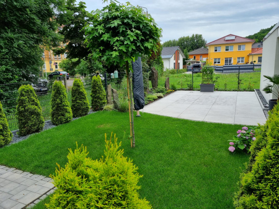 Garten- und Landschaftsbau Th. Wegener - Bad Liebenstein - Gartengestaltung mit Naturstein - individuelle Gartengestaltung - Beete und Bepflanzung